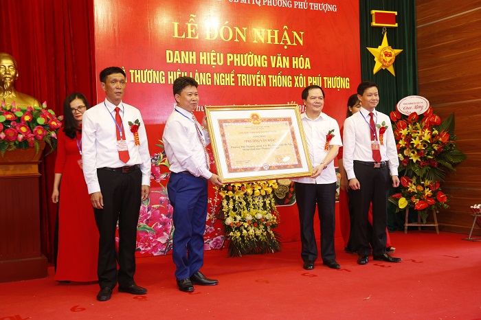 Lễ đón nhận danh hiệu Phường Văn Hoá và thương hiệu Làng nghề truyền thống Xôi Phú Thượng